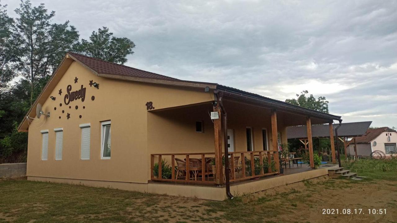 Sweety-Apartman Mateszalka Exterior photo